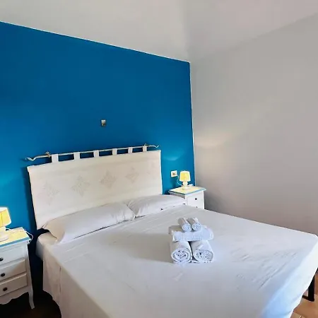Casa Marco Villaggio Le Mandorle 펜션 *