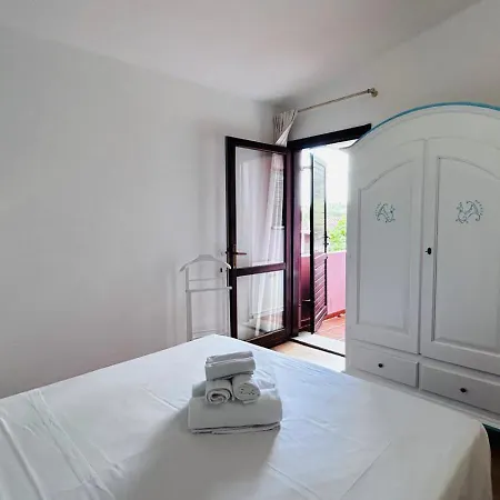 펜션 Casa Marco Villaggio Le Mandorle 산테오도로
